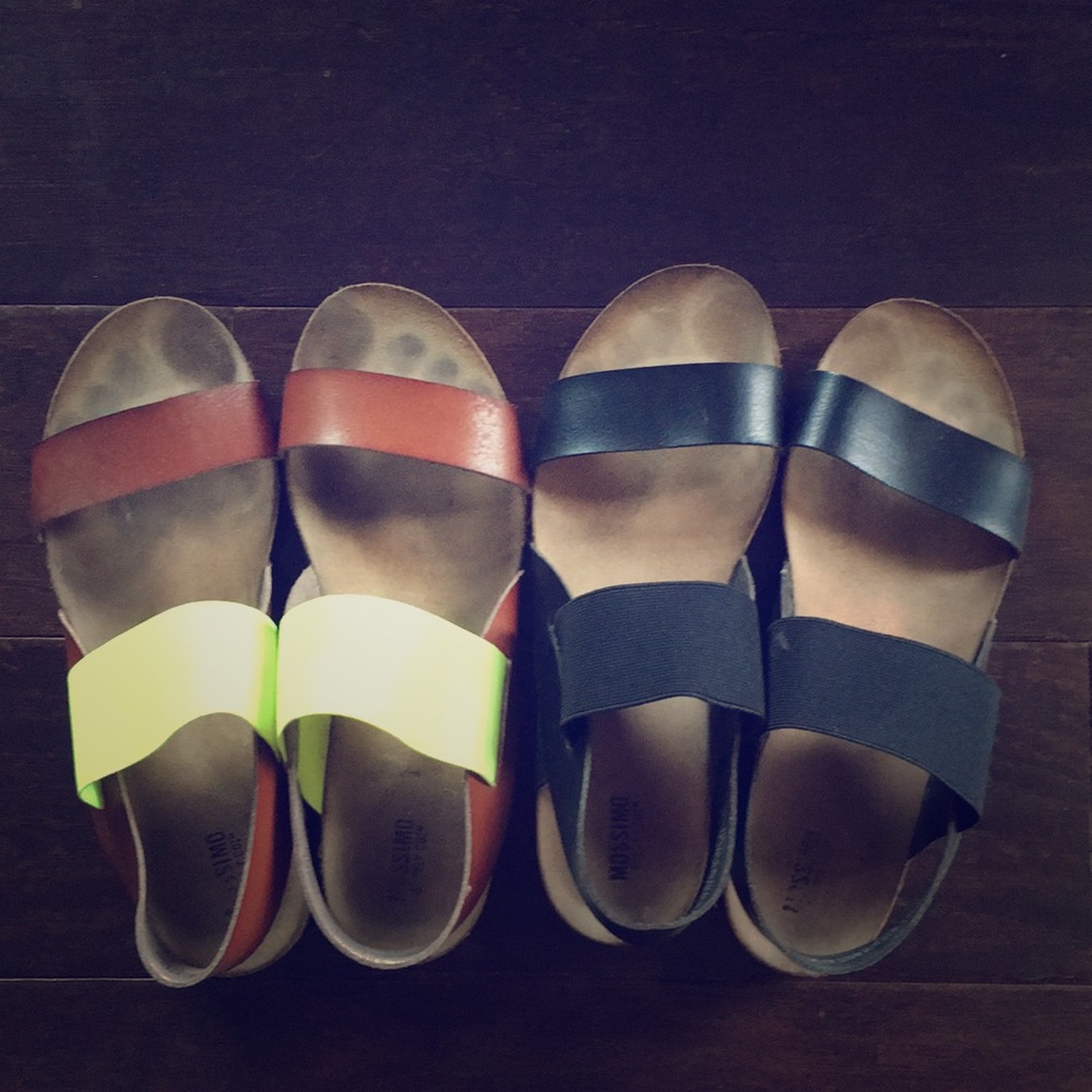Bundle of 2 Mossimo Sandals